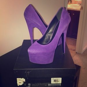 Giuseppe Zanotti Purple platform pumps